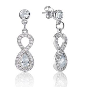 Ashlynn Avenue Symphony Aria Earrings          J13